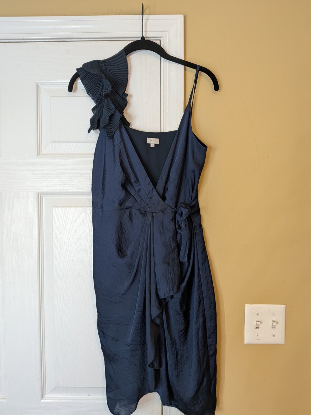 Hoss Intropia Navy Ruffle Assymetrical Wrap Dress Size 38 US 6 Cocktail Dress